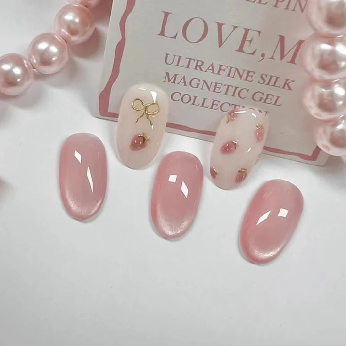 N- 175- Bow and strawberry nails